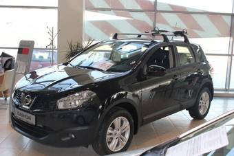 2011 Nissan Qashqai Photos