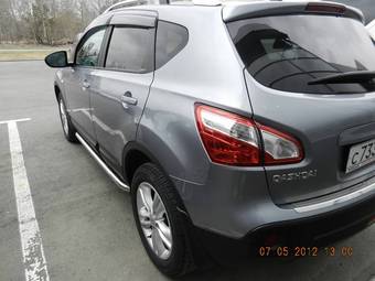 2011 Nissan Qashqai Pictures