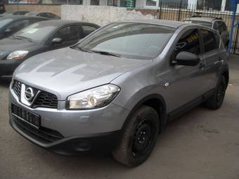 2011 Nissan Qashqai Photos