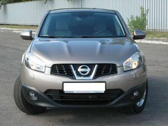 2011 Nissan Qashqai Photos