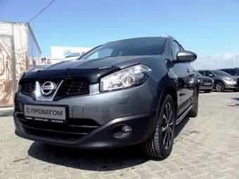 2011 Nissan Qashqai Photos