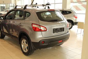 2012 Nissan Qashqai Pics