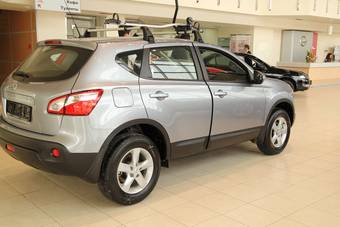 2012 Nissan Qashqai Photos