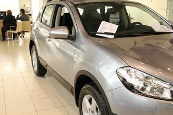 2012 Nissan Qashqai Pictures