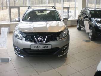 2012 Nissan Qashqai Photos