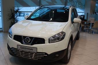 2011 Nissan QASHQAI 2 Photos