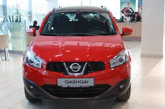 2011 Nissan QASHQAI 2 Pictures