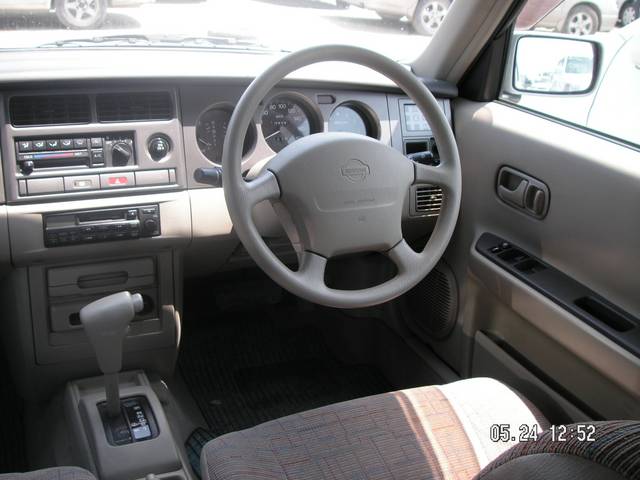 2000 Nissan Rasheen