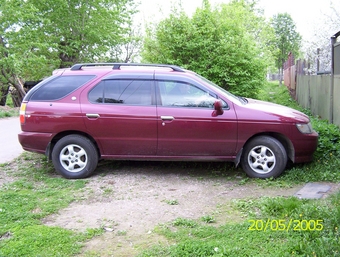 1997 Nissan R~nessa