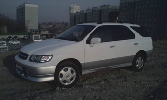 1997 Nissan R~nessa