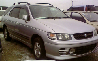 1997 Nissan R~nessa