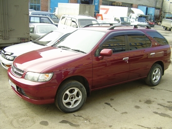 1997 Nissan R~nessa