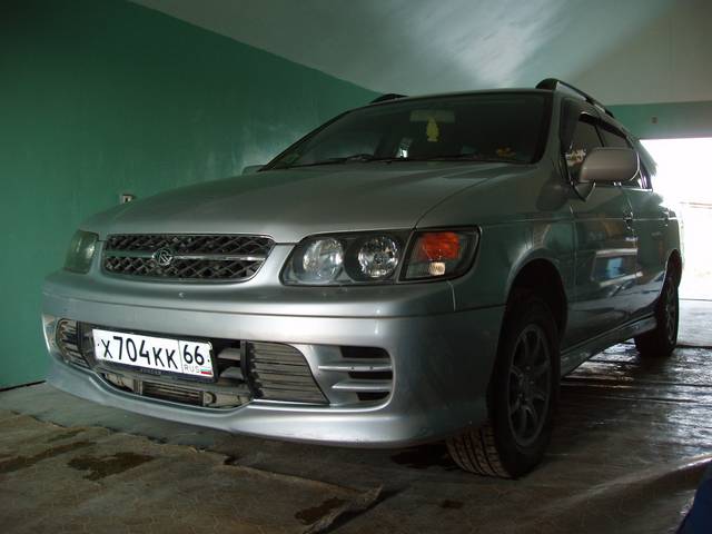 1997 Nissan R~nessa