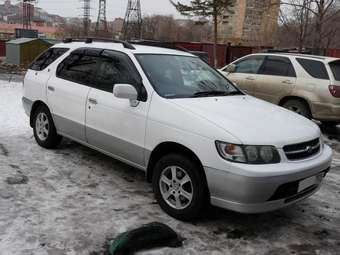 1997 Nissan R~nessa
