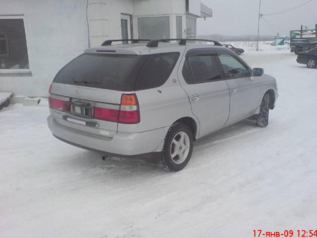 1997 Nissan R~nessa