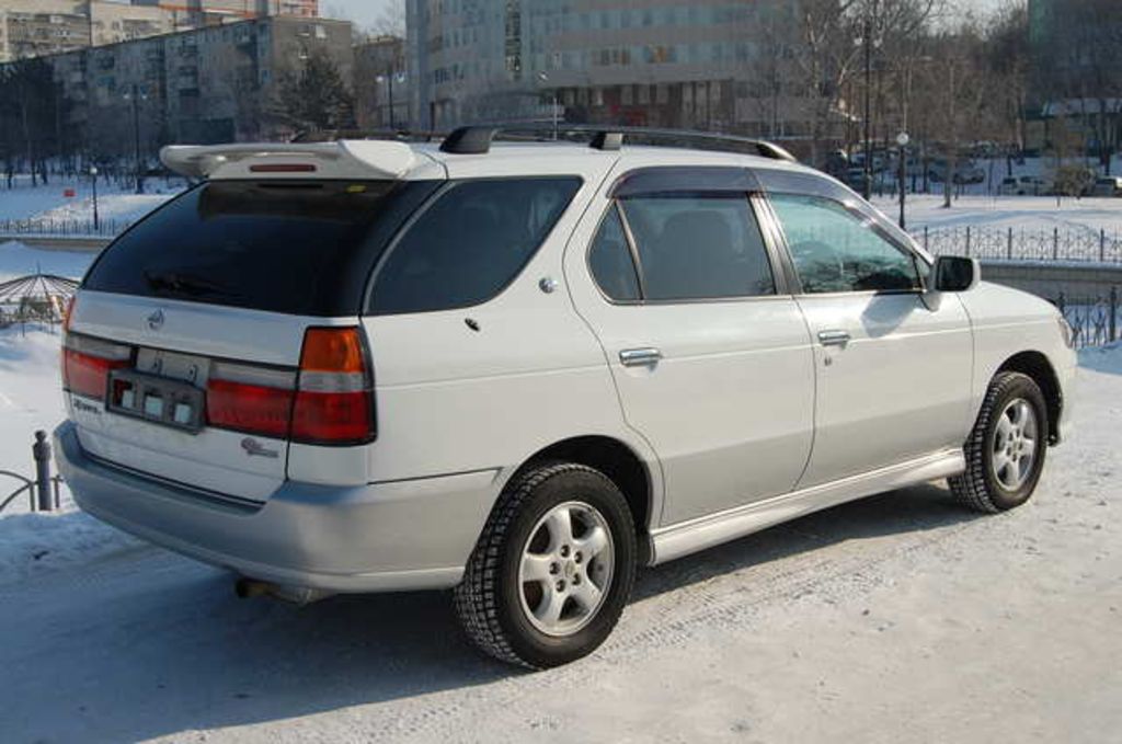 1997 Nissan R~nessa