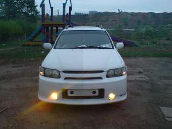 Nissan R~nessa
