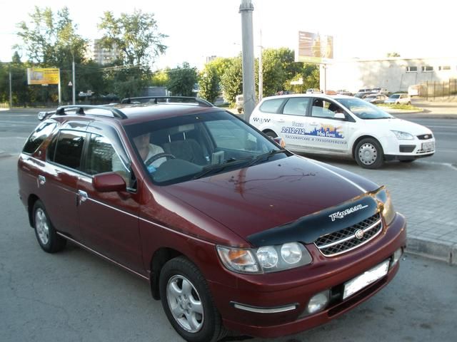 1997 Nissan R~nessa