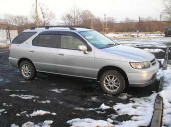 1997 Nissan R~nessa