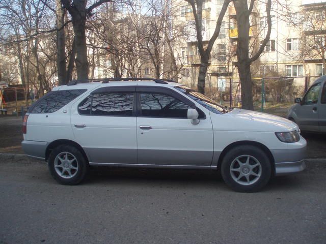1997 Nissan R~nessa