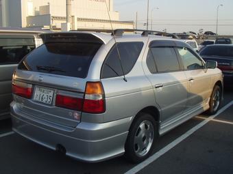 1998 Nissan R~nessa