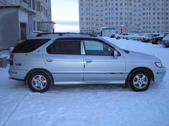 1998 Nissan R~nessa