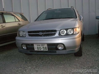 1998 Nissan R~nessa