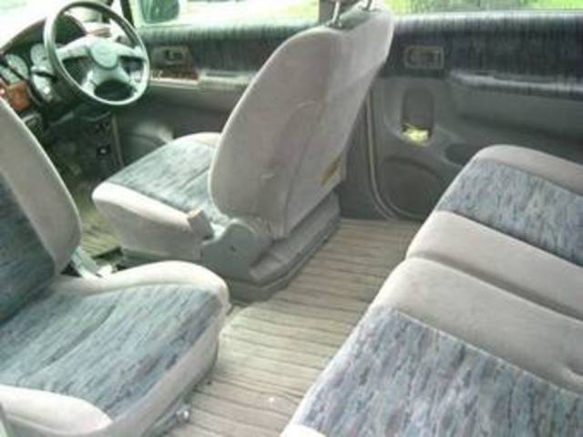 1998 Nissan R~nessa