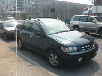1998 Nissan R~nessa