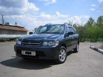 1998 Nissan R~nessa