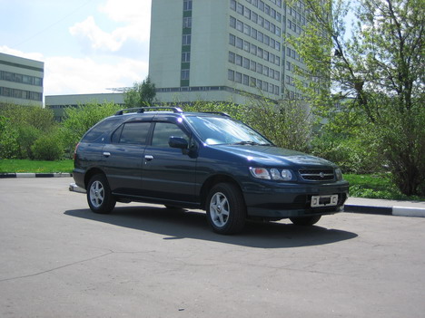1998 Nissan R~nessa