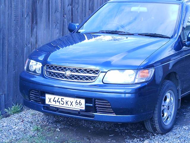 1998 Nissan R~nessa