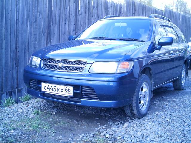 1998 Nissan R~nessa