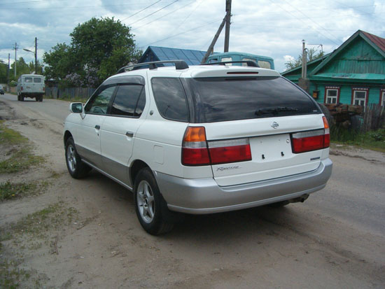 1998 Nissan R~nessa