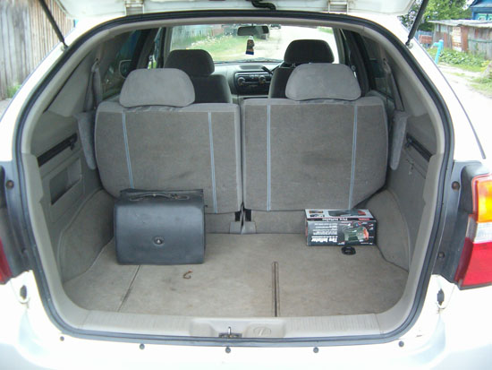 1998 Nissan R~nessa