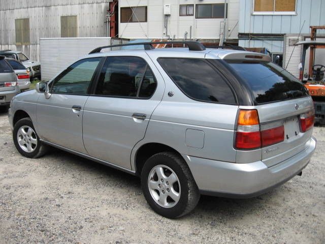 1998 Nissan R~nessa