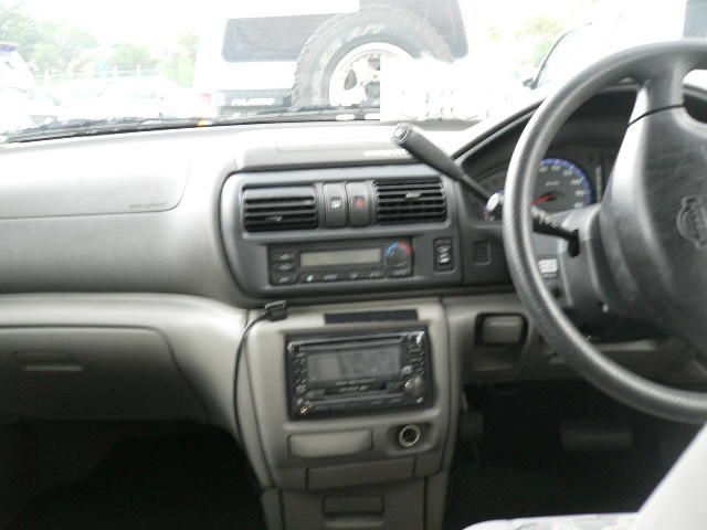 1998 Nissan R~nessa