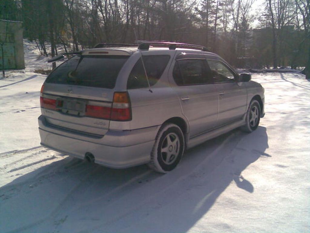 1998 Nissan R~nessa
