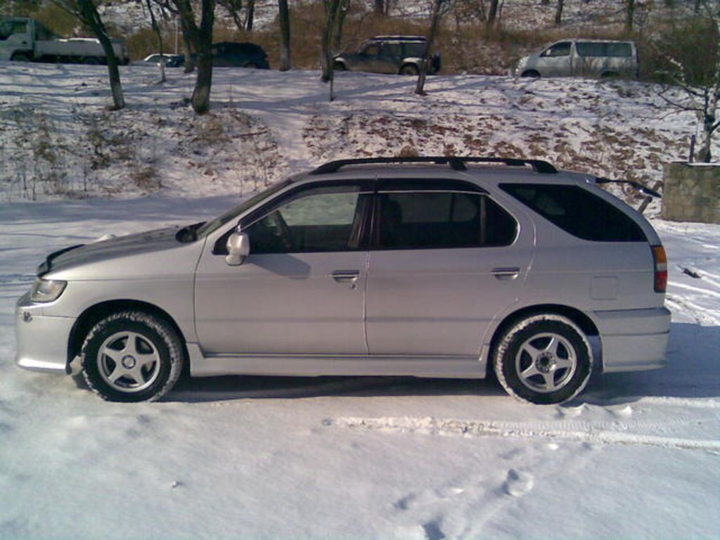 1998 Nissan R~nessa