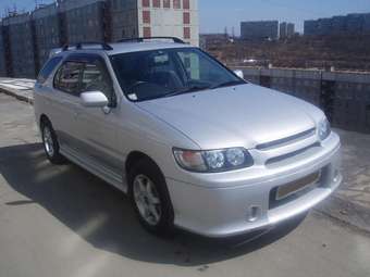1998 Nissan R~nessa