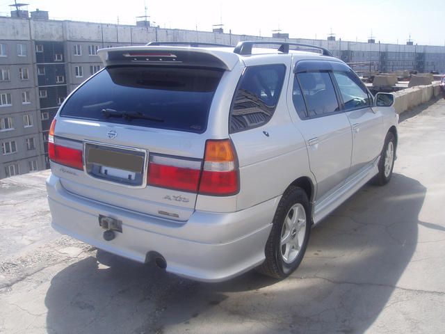 1998 Nissan R~nessa