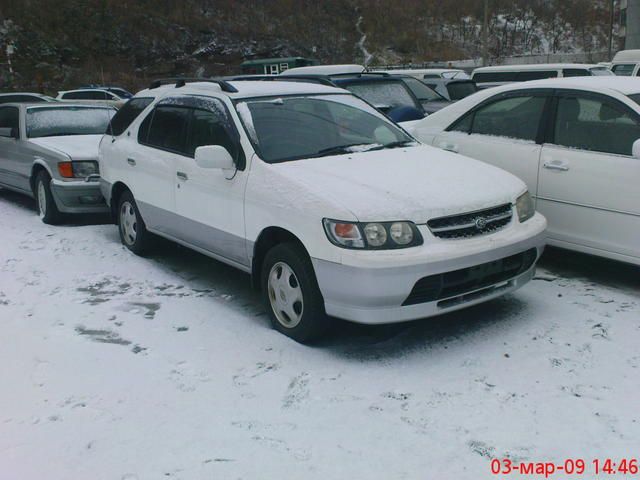 1998 Nissan R~nessa