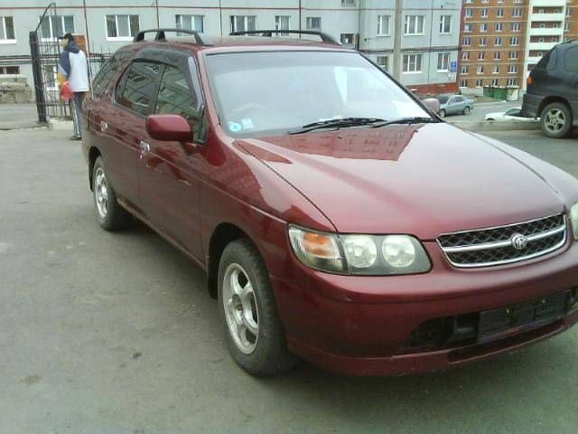 1998 Nissan R~nessa
