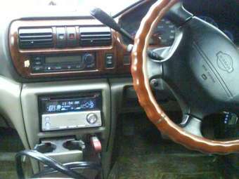 Nissan R~nessa