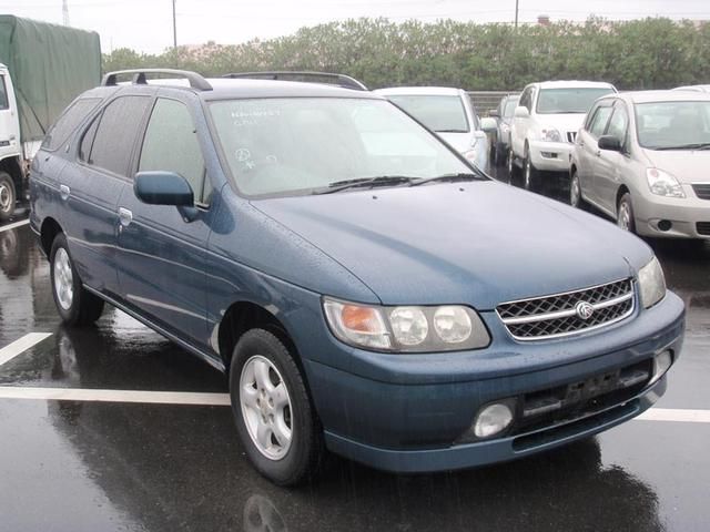 1998 Nissan R~nessa