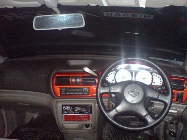 1998 Nissan R~nessa