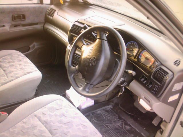 1998 Nissan R~nessa