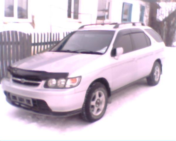 1998 Nissan R~nessa