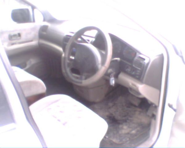1998 Nissan R~nessa