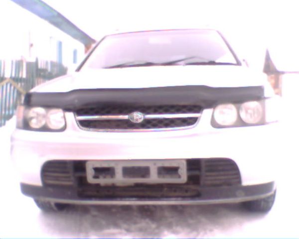 1998 Nissan R~nessa